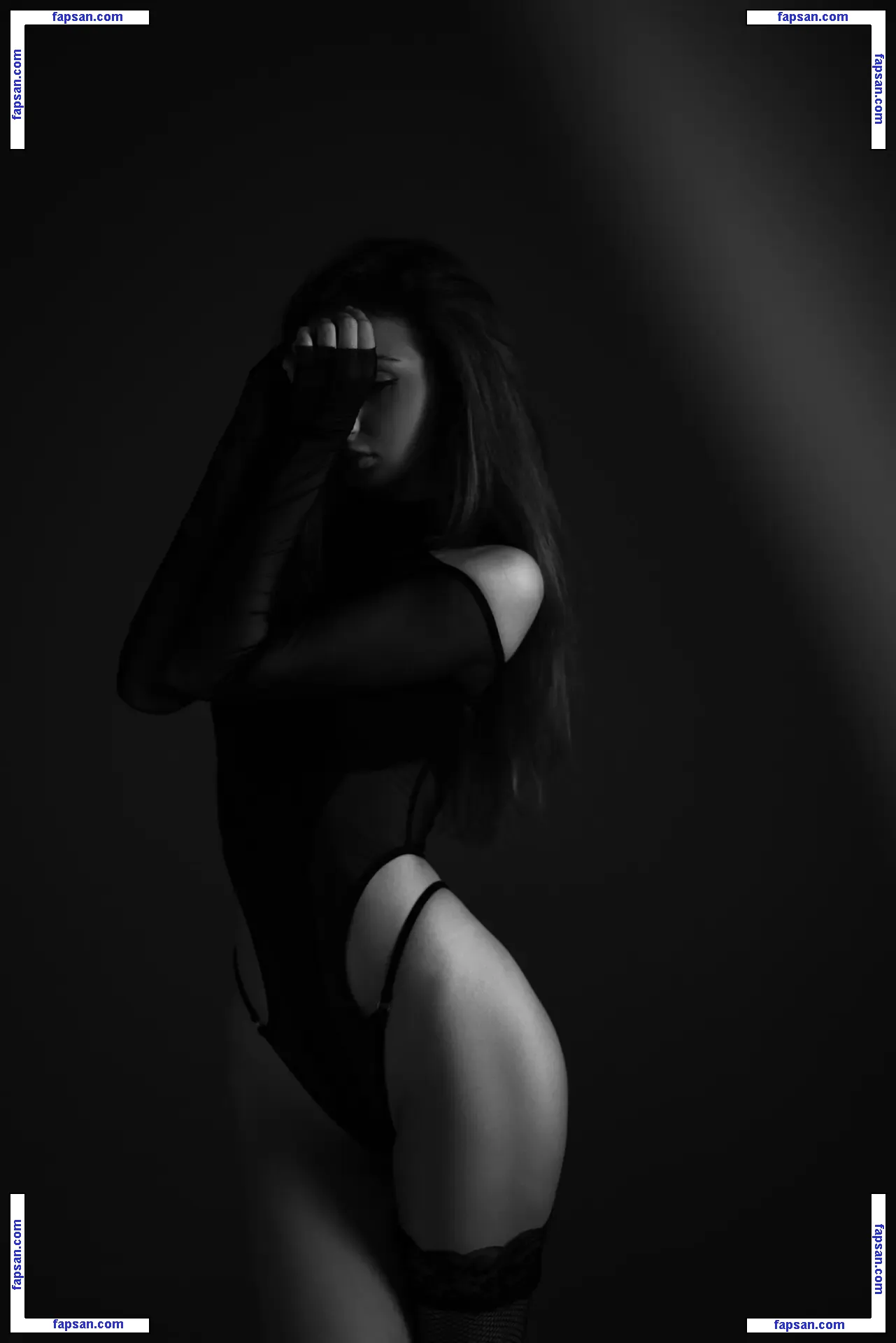 nesegodnyai голая фото #0062 с Онлифанс