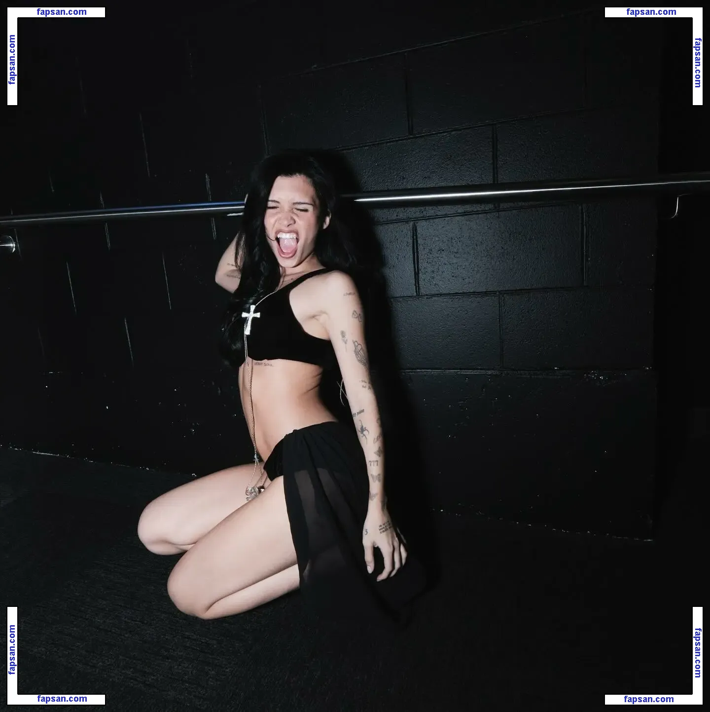 Nessa Barrett голая фото #0226 с Онлифанс