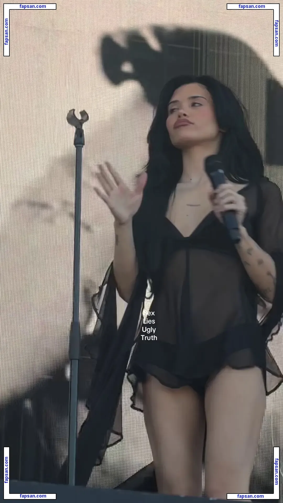 Nessa Barrett голая фото #0276 с Онлифанс