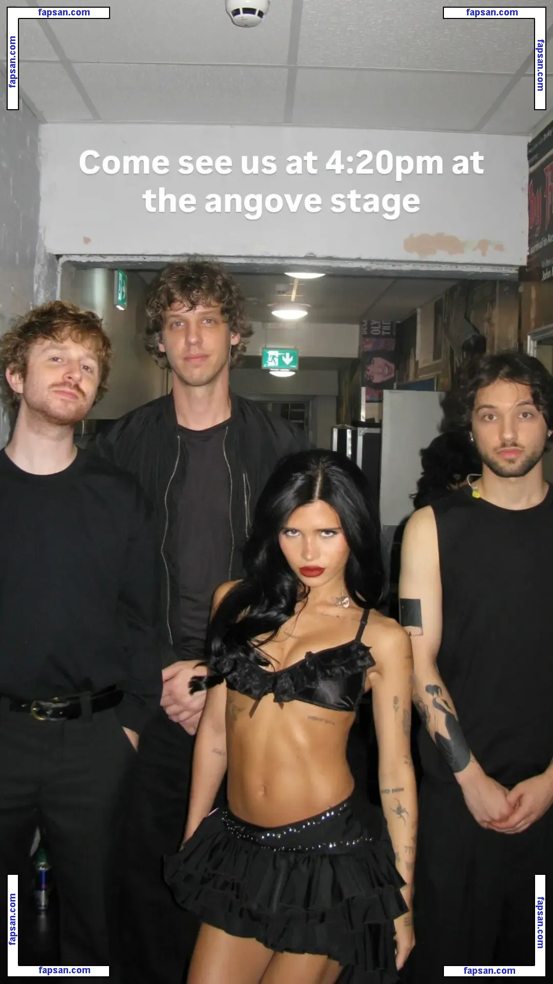 Nessa Barrett голая фото #0285 с Онлифанс