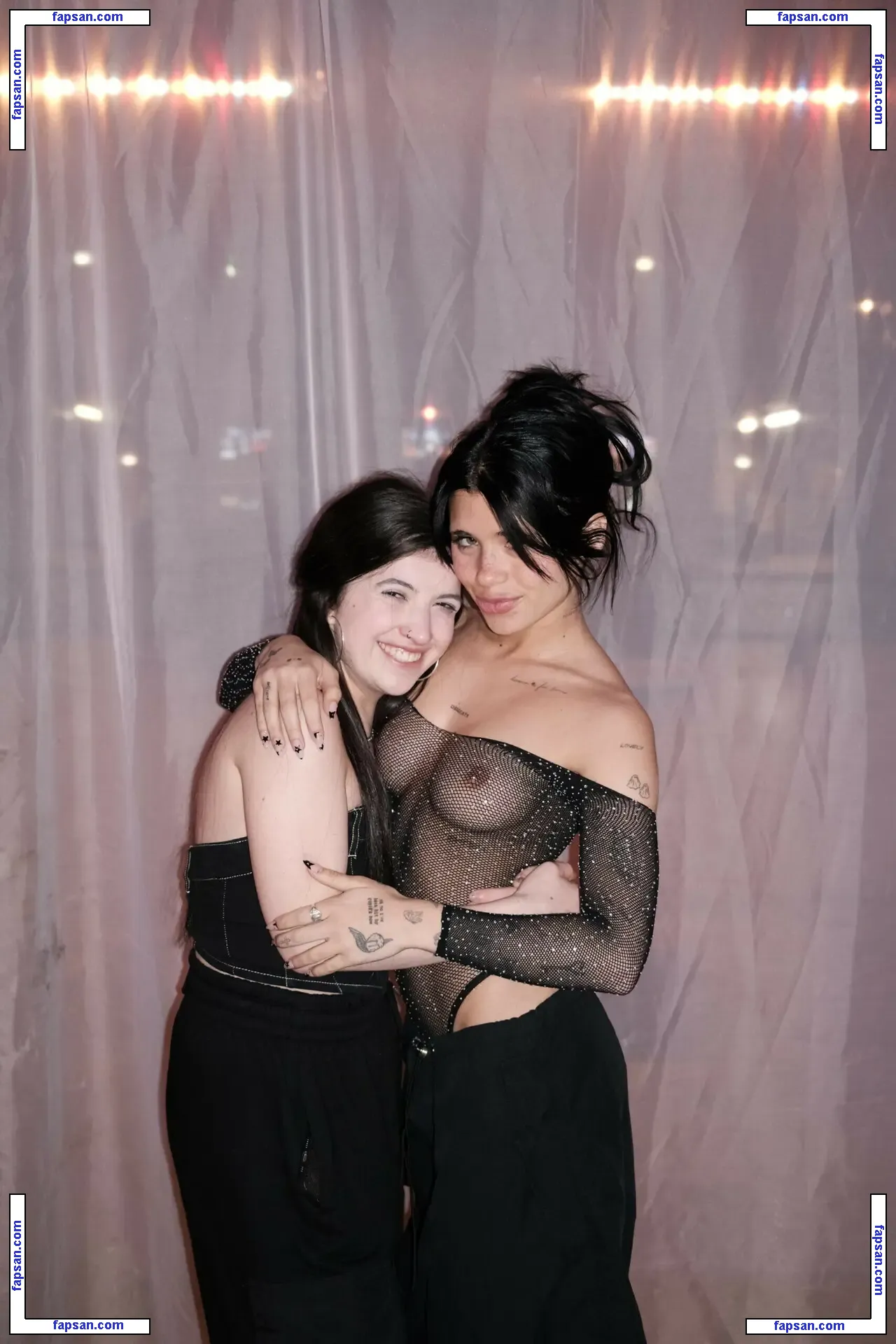 Nessa Barrett голая фото #0288 с Онлифанс