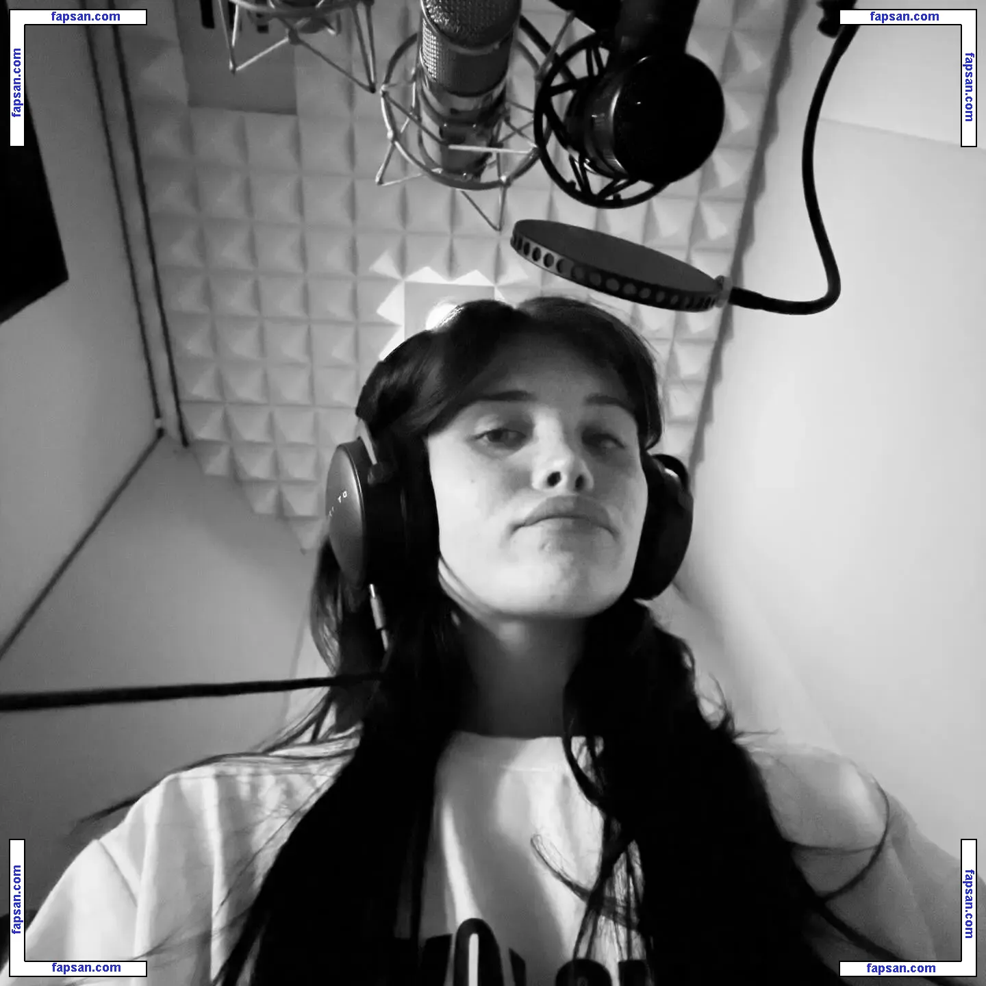 Nessa Barrett голая фото #0296 с Онлифанс