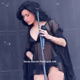 Nessa Barrett голая #0240