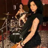 Nessa Barrett голая #0290