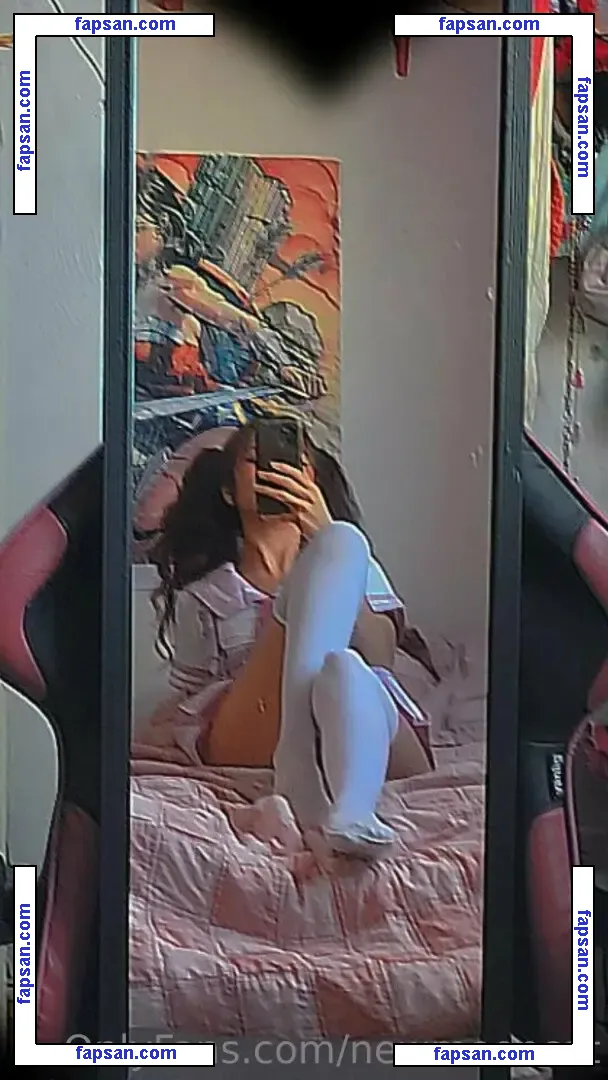 Newmooncat nude photo #0002 from OnlyFans