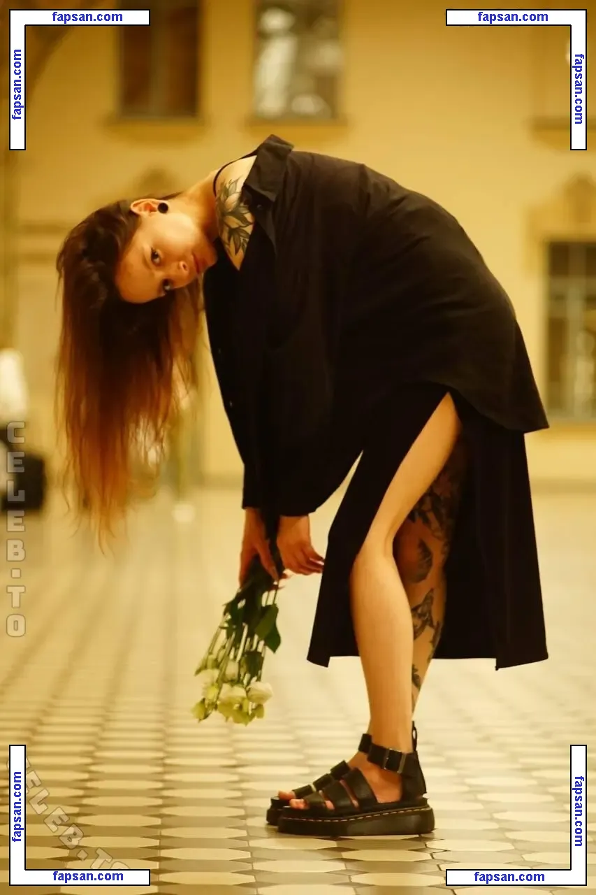 Newproject_ голая фото #0009 с Онлифанс