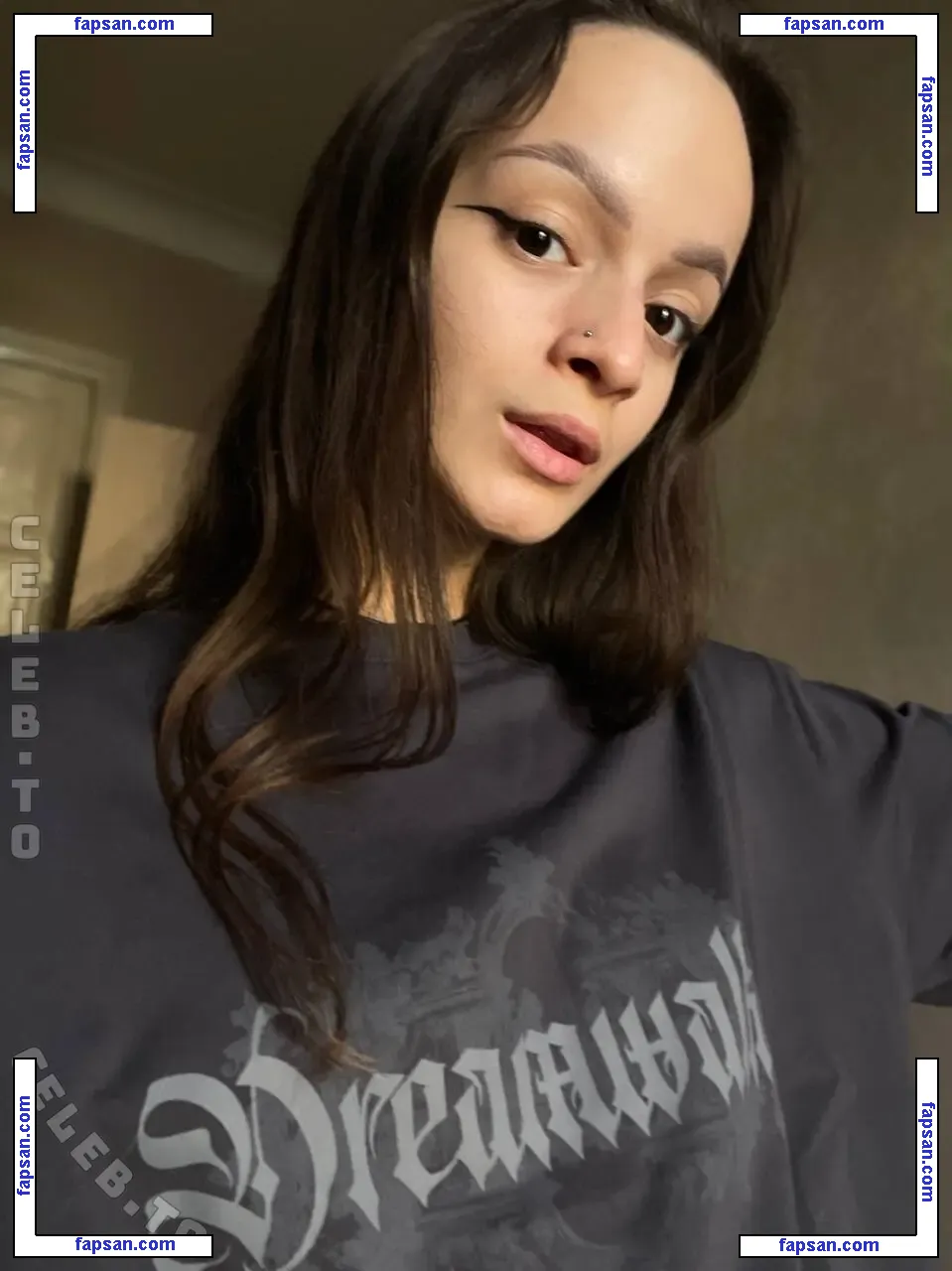 Newproject_ голая фото #0014 с Онлифанс