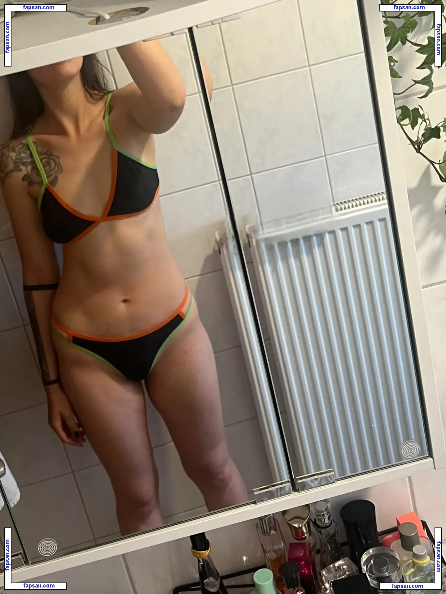 nexinyx nude photo #0024 from OnlyFans
