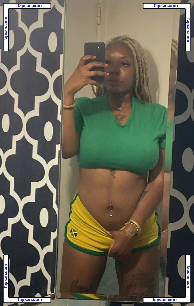 Nia Alexsandra nude photo #0001 from OnlyFans
