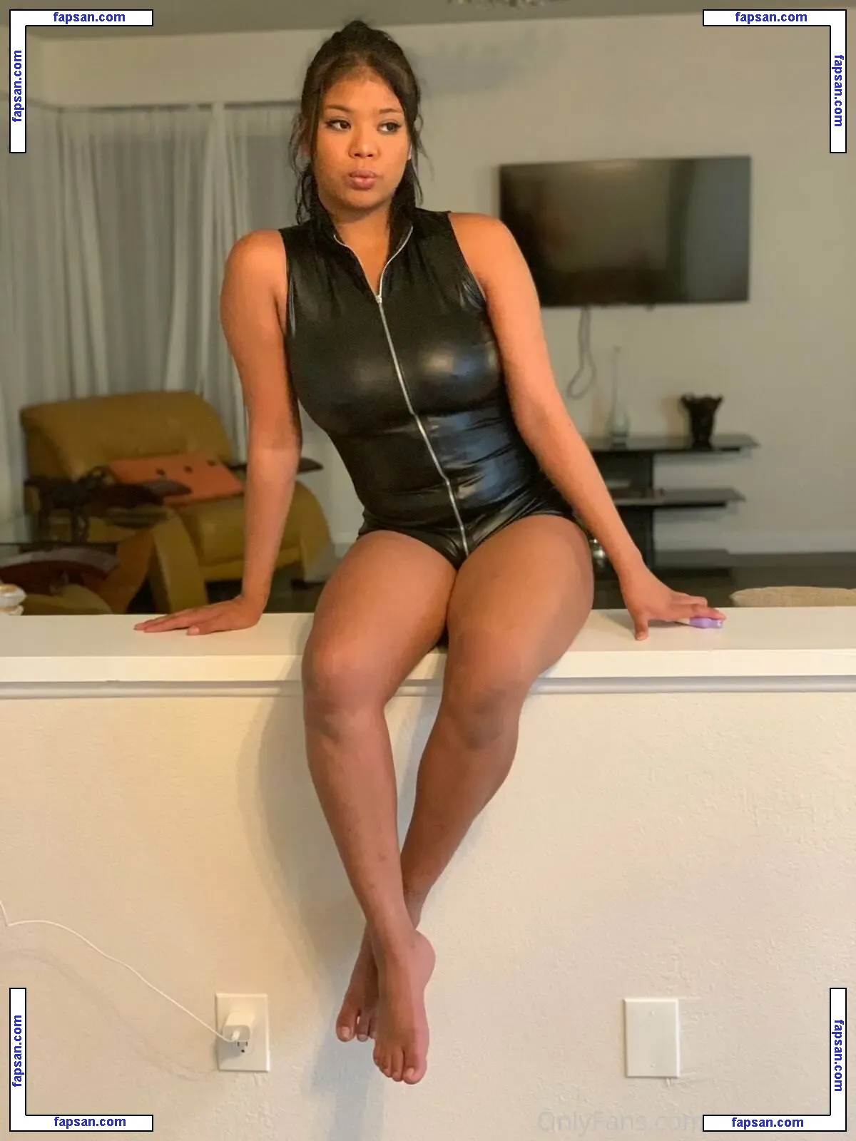 Nia Nacci / naughtynianacci / nianaccixxx nude photo #0024 from OnlyFans