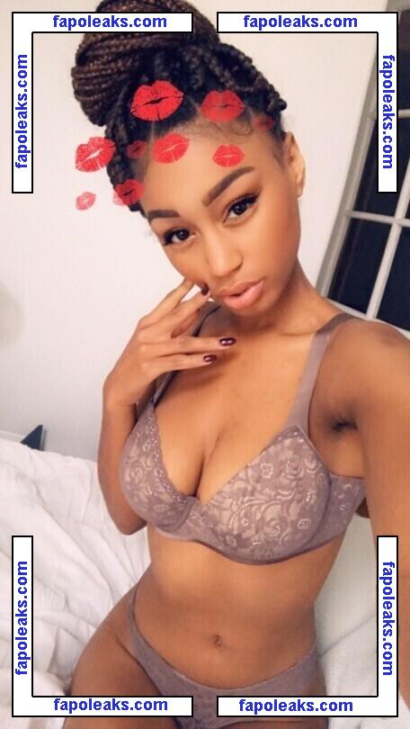 Nia Simone / neyahsimone / ninasiimone nude photo #0022 from OnlyFans