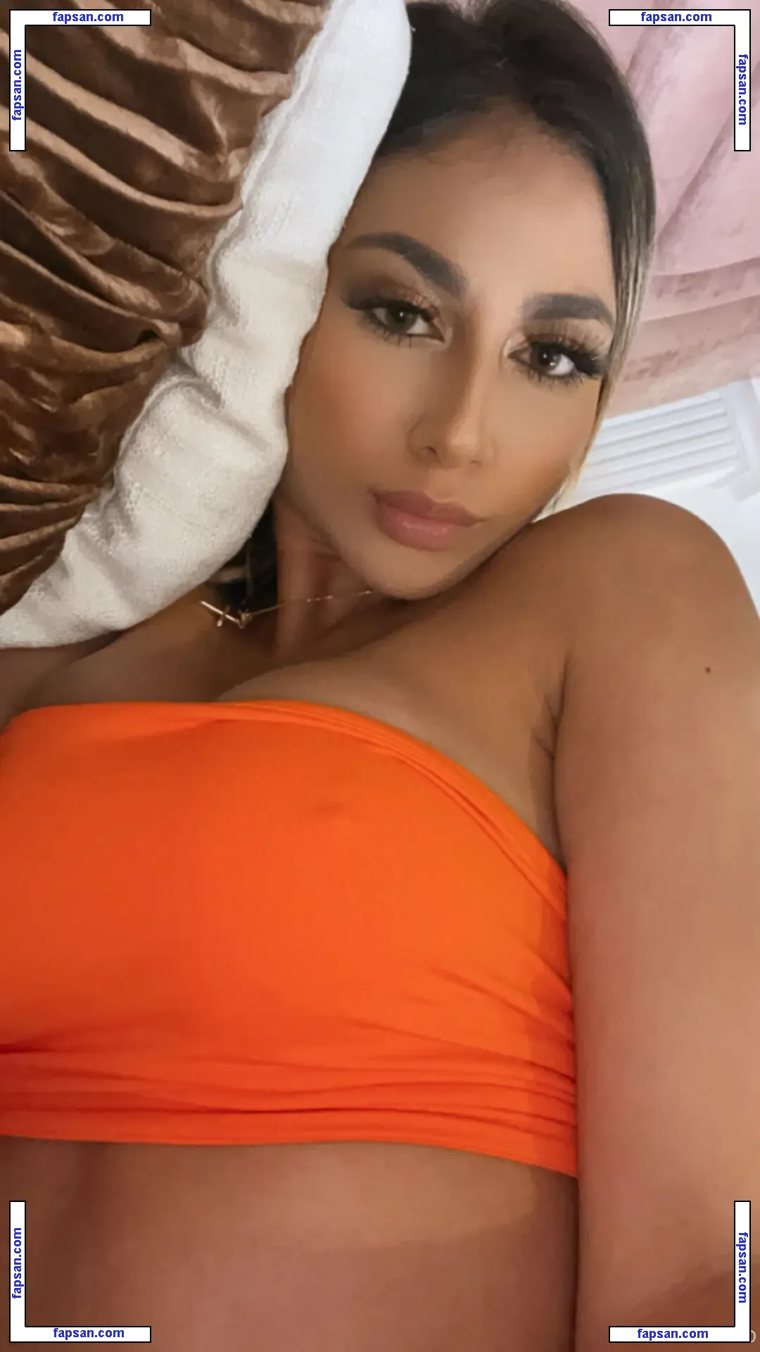 niacruzxo nude photo #0023 from OnlyFans