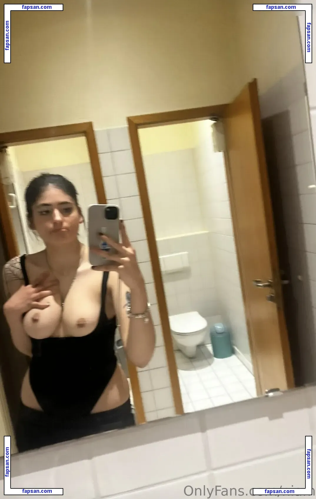 Niamausilol nude photo #0007 from OnlyFans