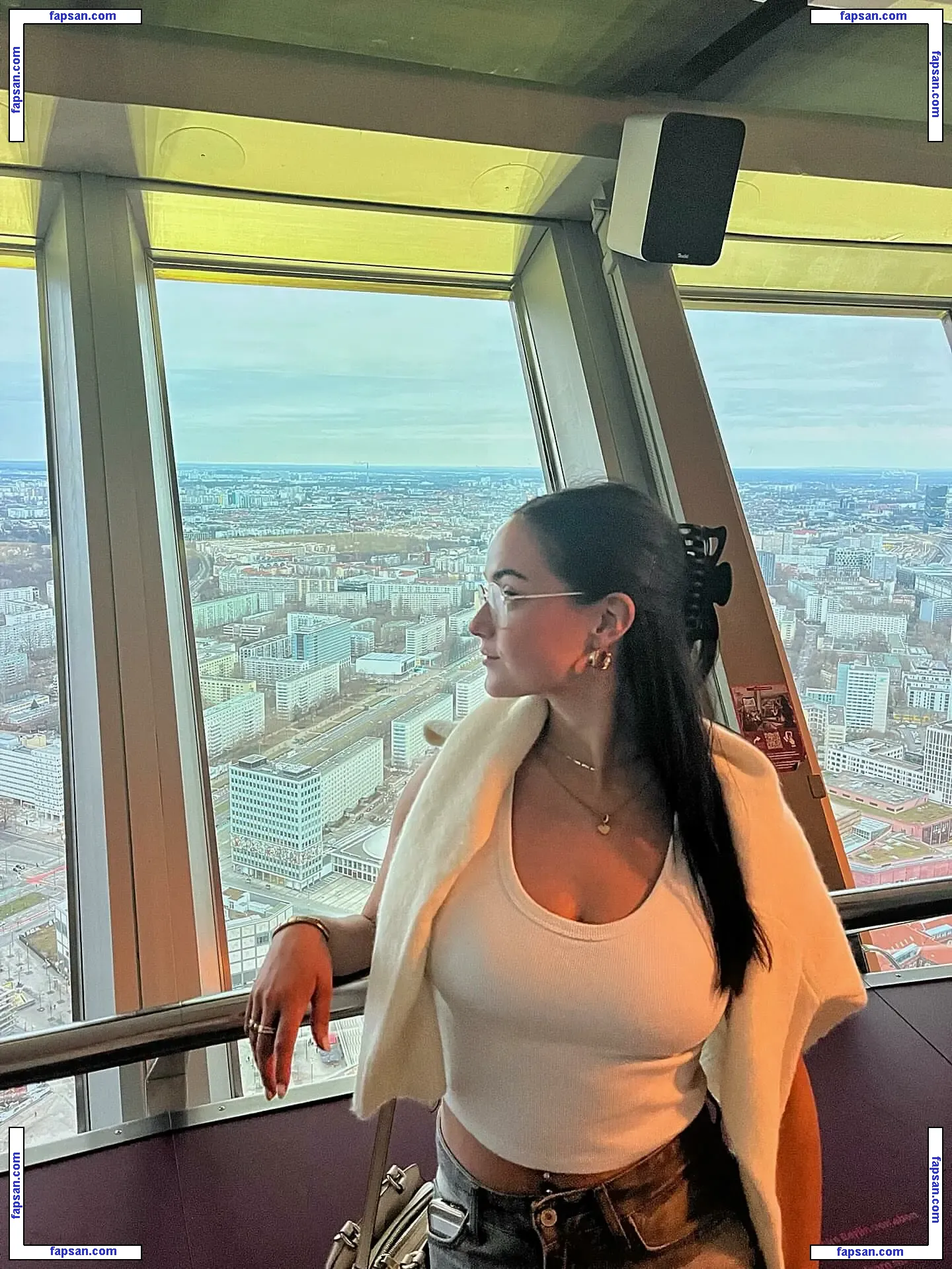 Niamh Cryan nude photo #0113 from OnlyFans