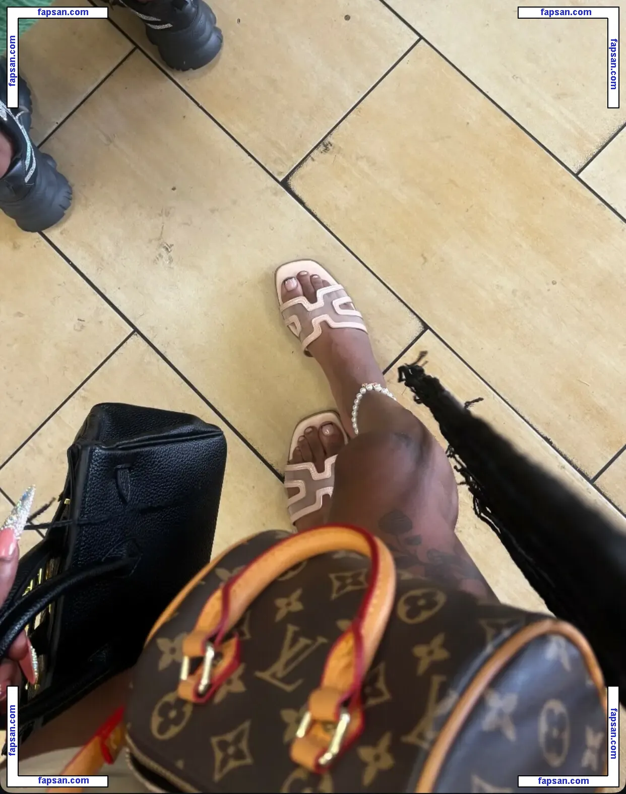 NiaraKeef голая фото #0003 с Онлифанс