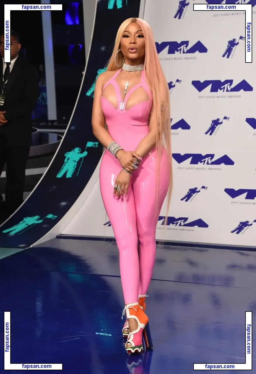 Nicki Minaj nude photo #0703 from OnlyFans