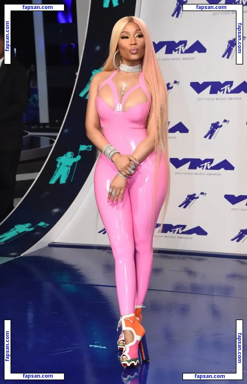 Nicki Minaj nude photo #0704 from OnlyFans
