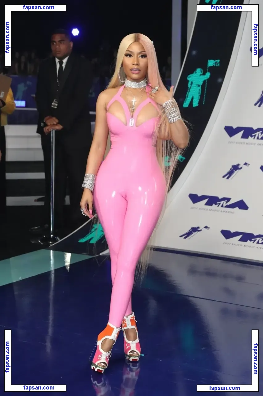 Nicki Minaj nude photo #0724 from OnlyFans