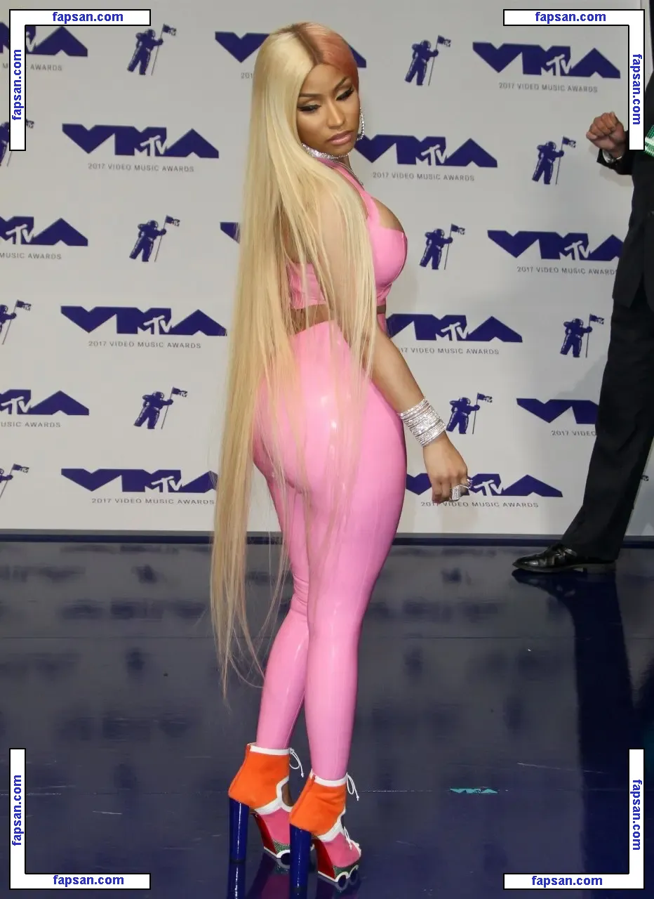 Nicki Minaj nude photo #0751 from OnlyFans