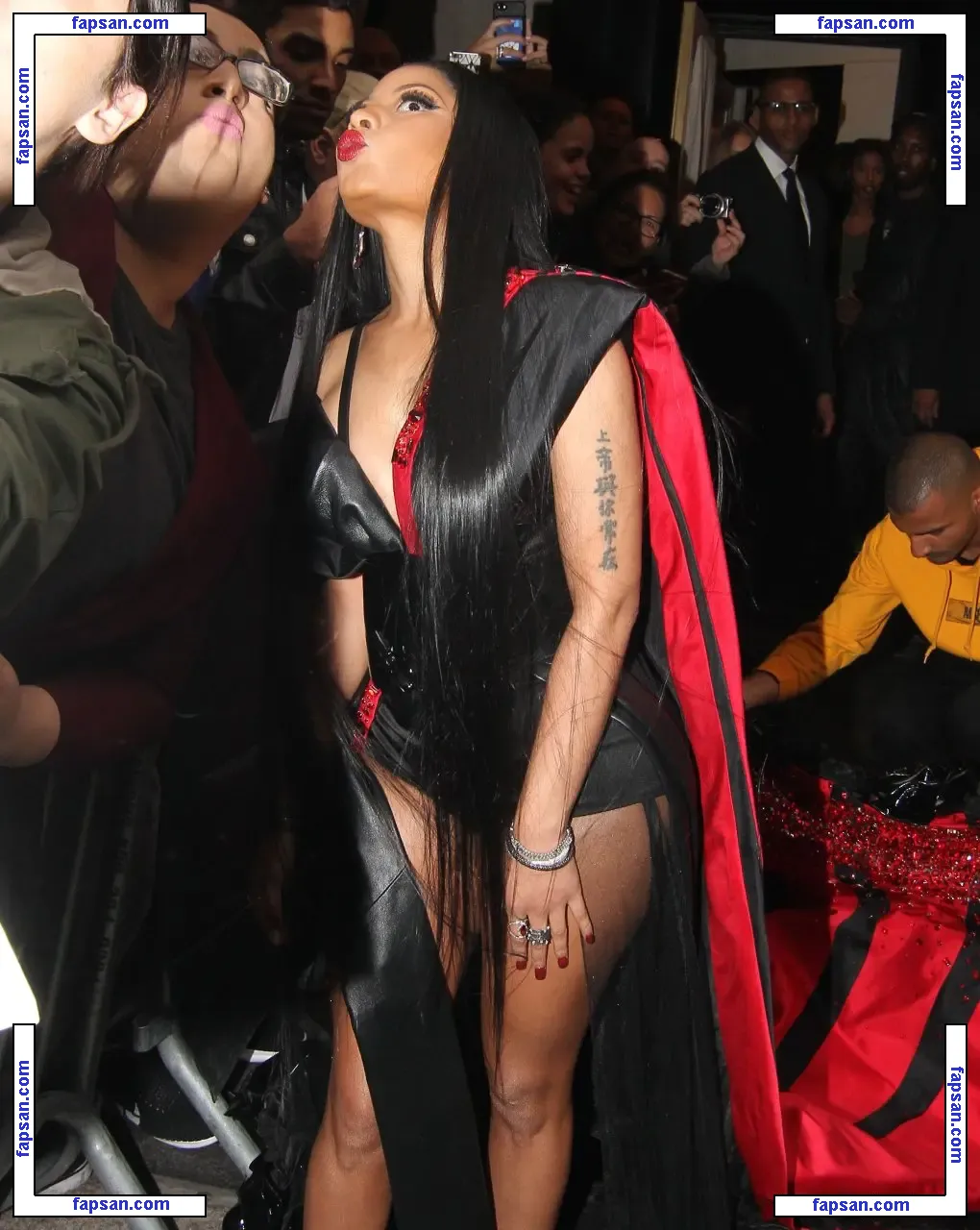 Nicki Minaj nude photo #0976 from OnlyFans