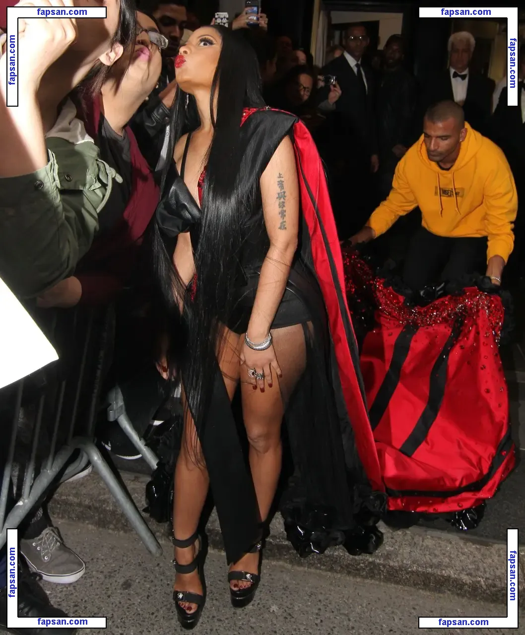Nicki Minaj nude photo #0977 from OnlyFans