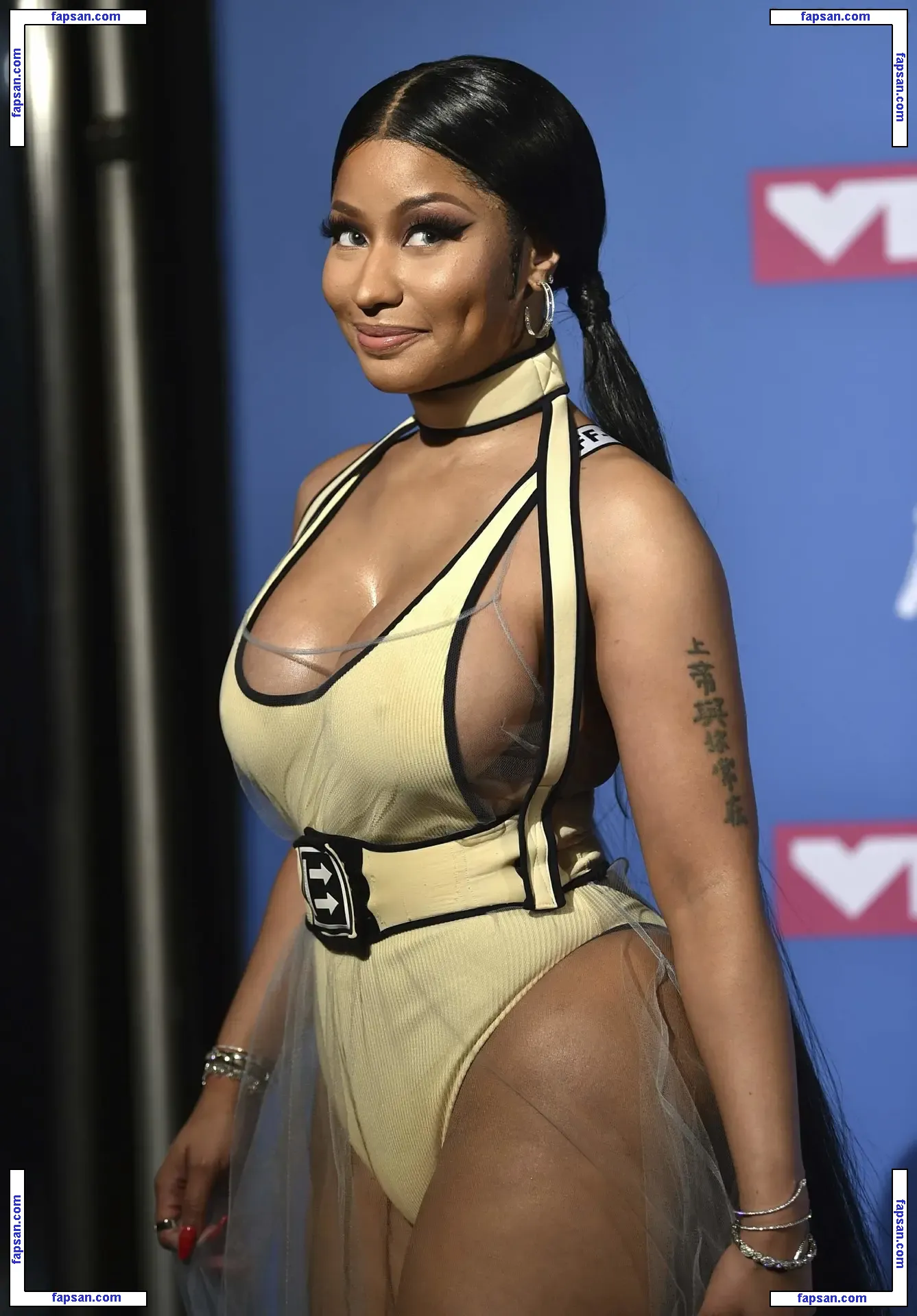 Nicki Minaj голая фото #1715 с Онлифанс