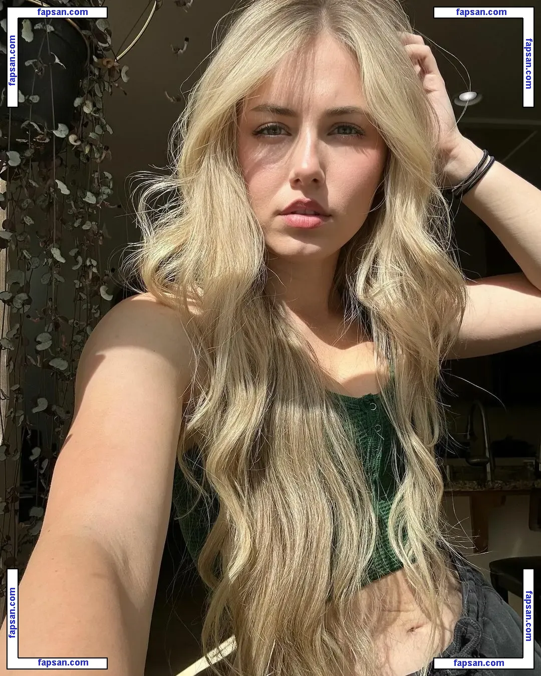 Nicki Taylor nude photo #0038 from OnlyFans