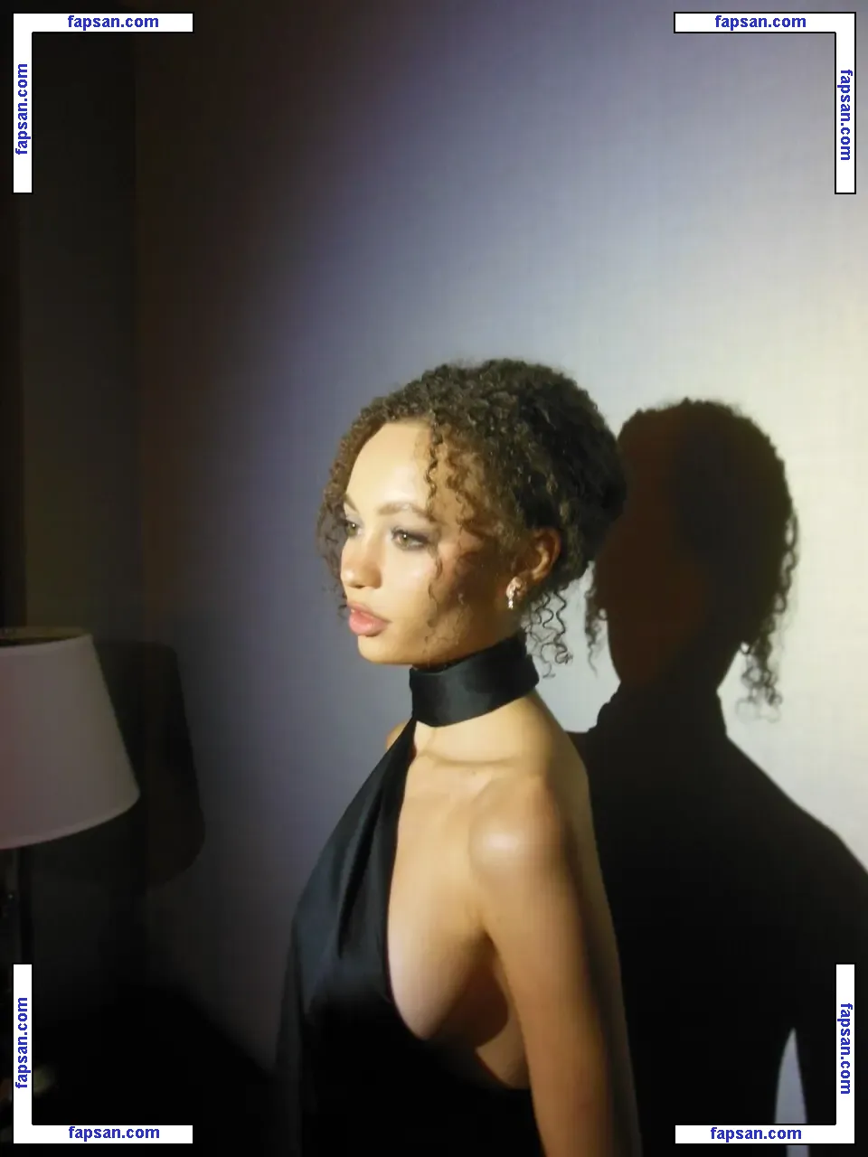 Nico Parker nude photo #0021 from OnlyFans