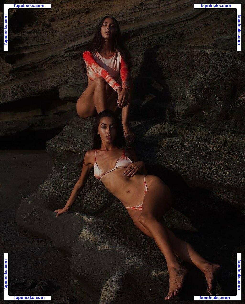 Nicola Kinghorn & Stephanie Kinghorn / stephlopezlovesyou nude photo #0028 from OnlyFans