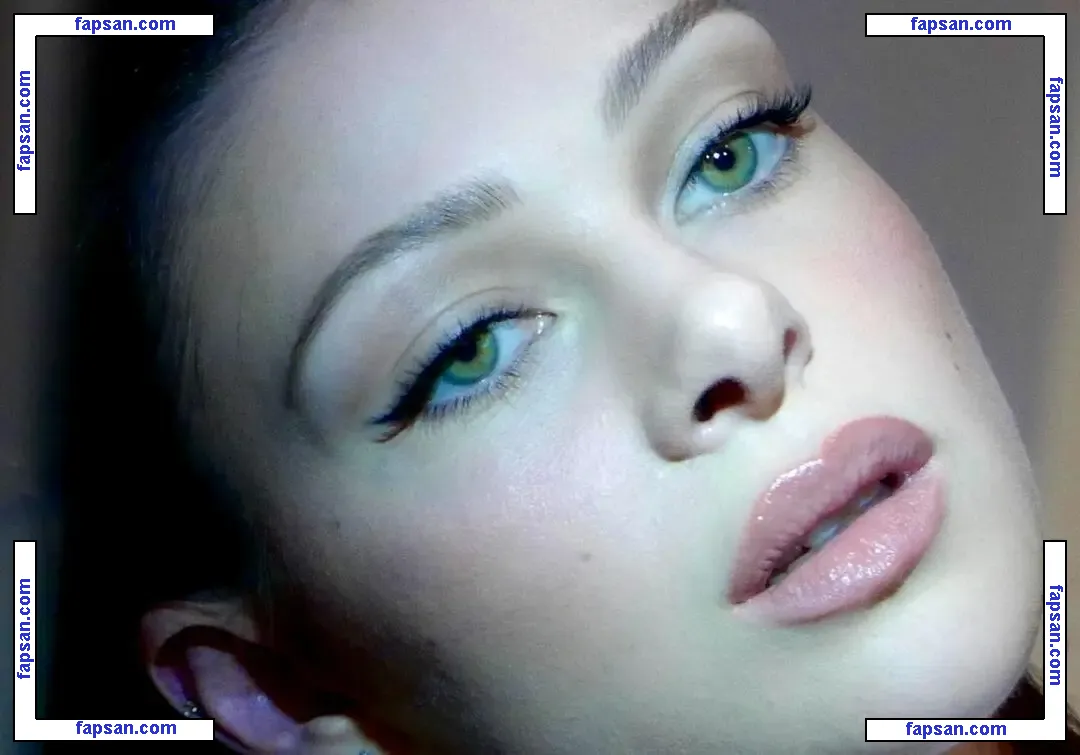 Nicola Peltz nude photo #0572 from OnlyFans