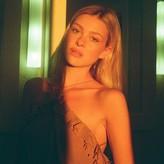 Nicola Peltz nude #0244