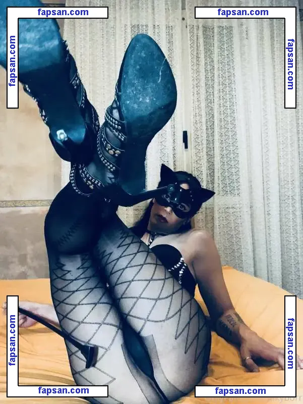 Nicole Borromeo голая фото #0009 с Онлифанс