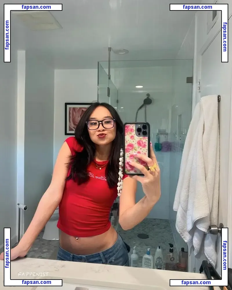 Nicole Laeno nude photo #0001 from OnlyFans