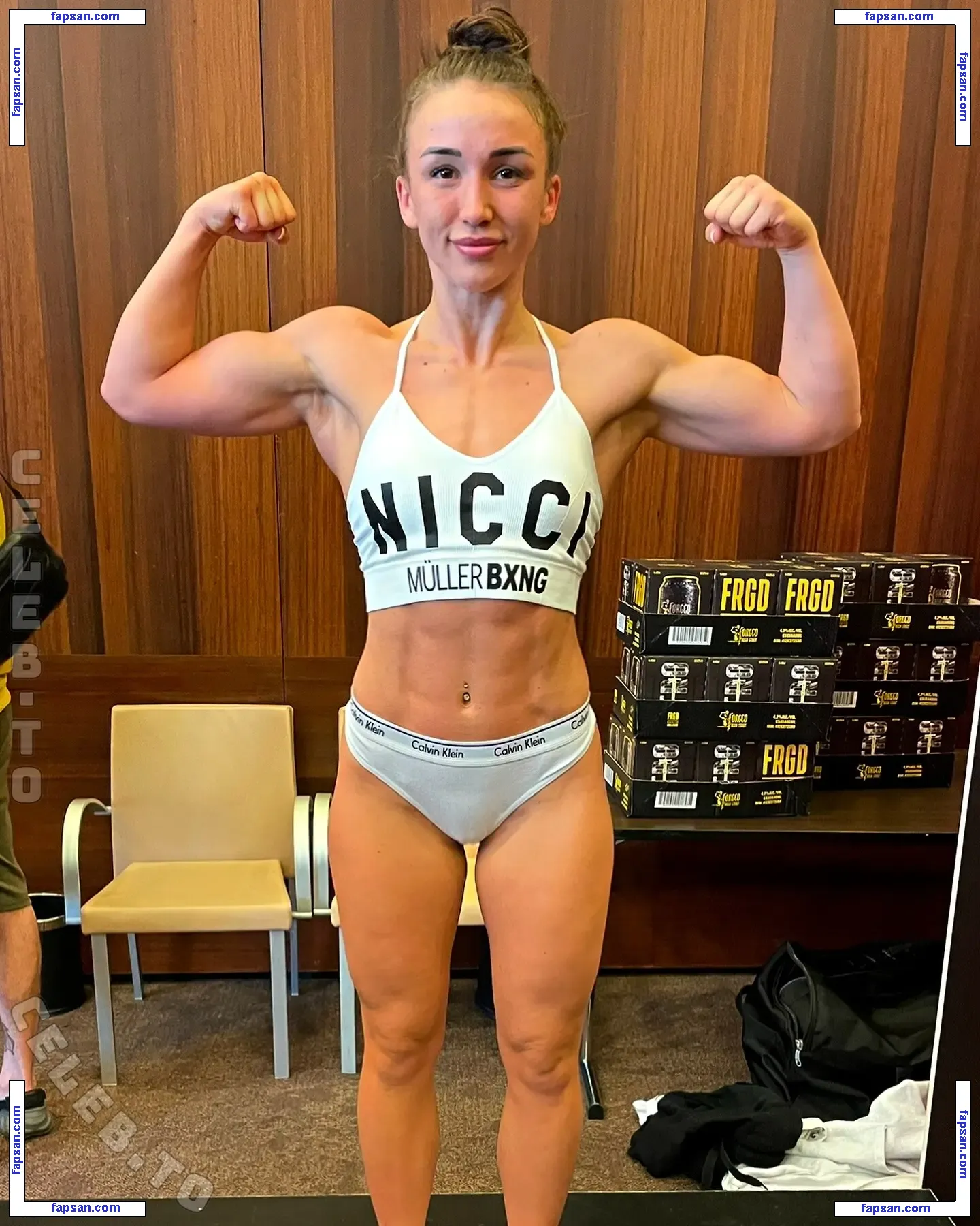 Nicole Schafer nude photo #0002 from OnlyFans