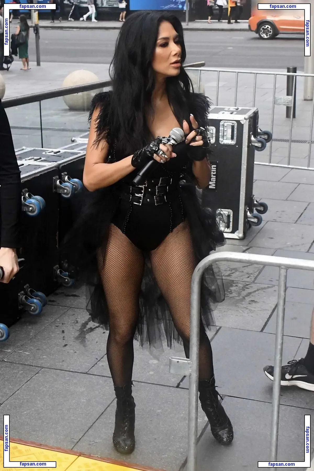 Nicole Scherzinger nude photo #5888 from OnlyFans