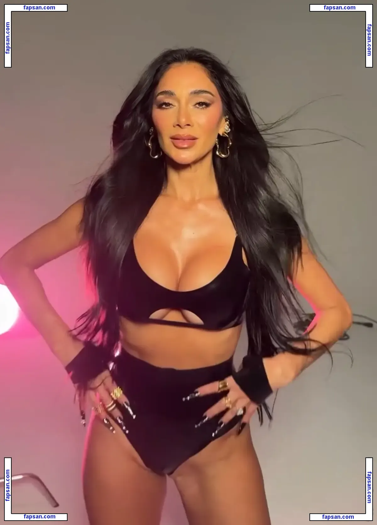 Nicole Scherzinger nude photo #5943 from OnlyFans