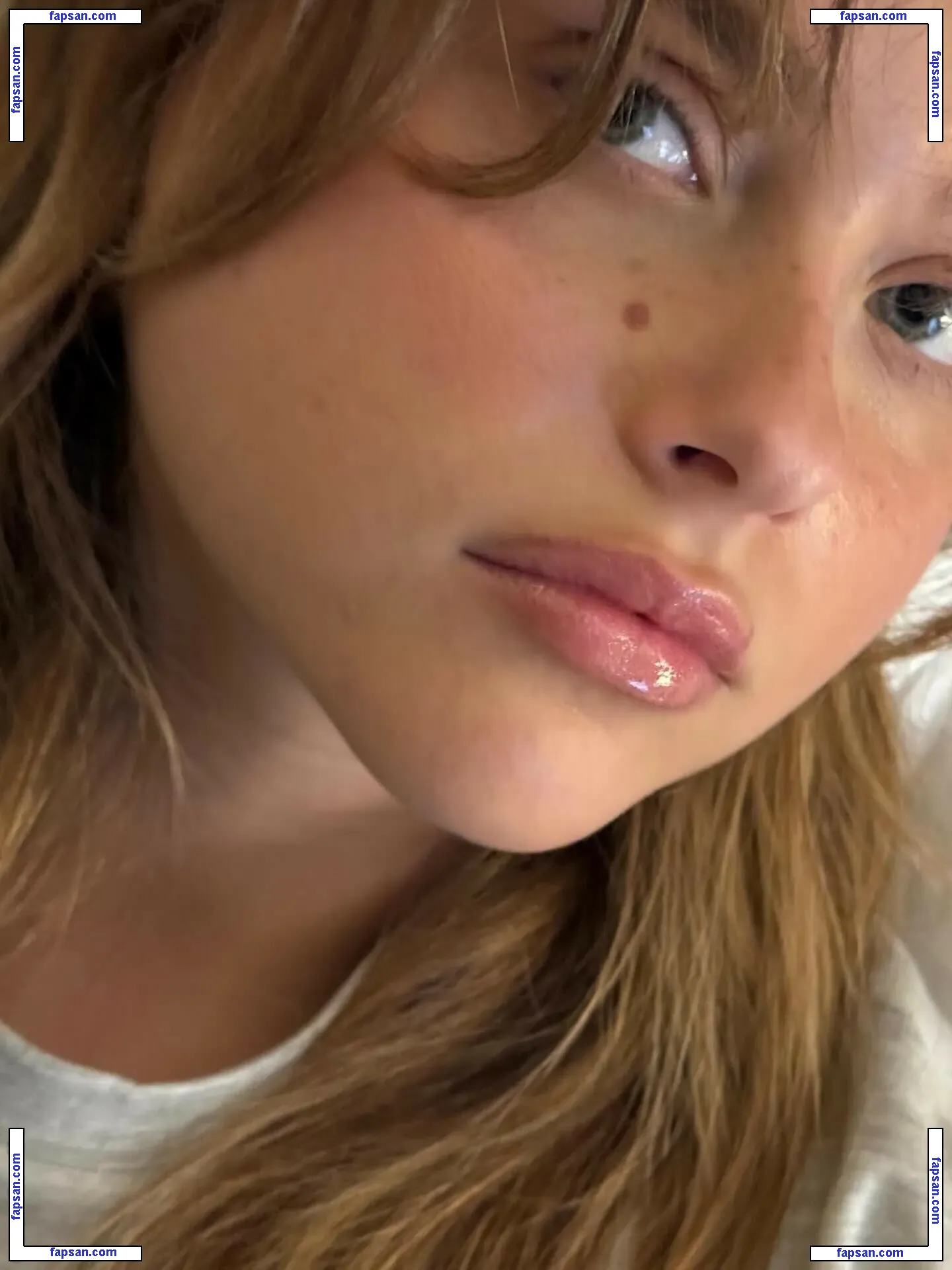 Nicole Wallace nude photo #0089 from OnlyFans