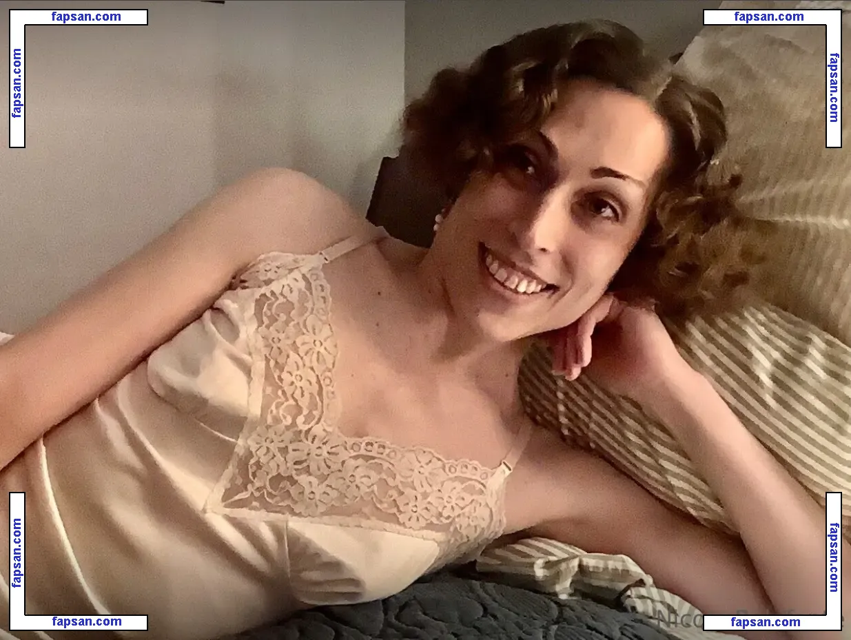 nicolebelafonte nude photo #0010 from OnlyFans