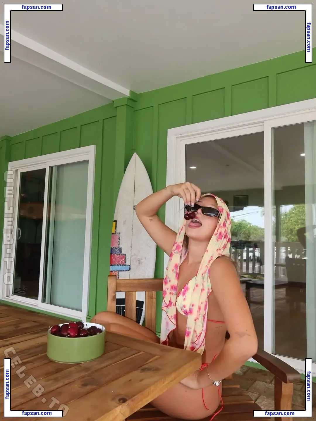 Nicolette Durazzo голая фото #0004 с Онлифанс