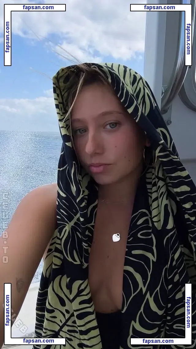 Nicolette Durazzo голая фото #0005 с Онлифанс