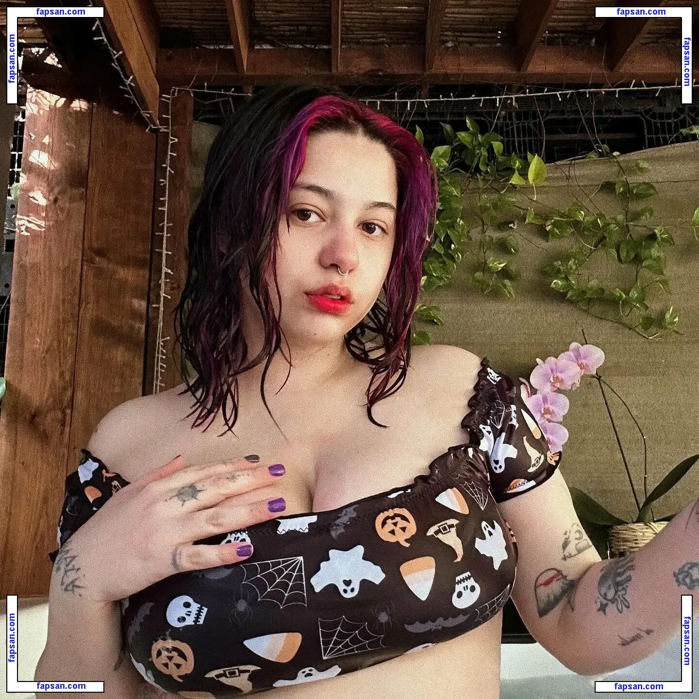 Nicsofiadiaz nude photo #0145 from OnlyFans