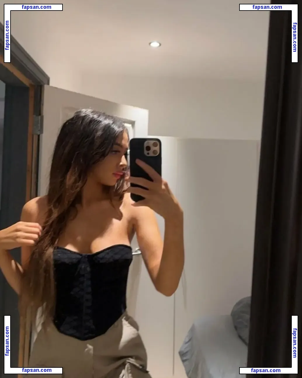 nidakhan nude photo #0031 from OnlyFans