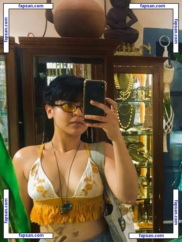 Nidhi Bhanushali nude photo #0009 from OnlyFans