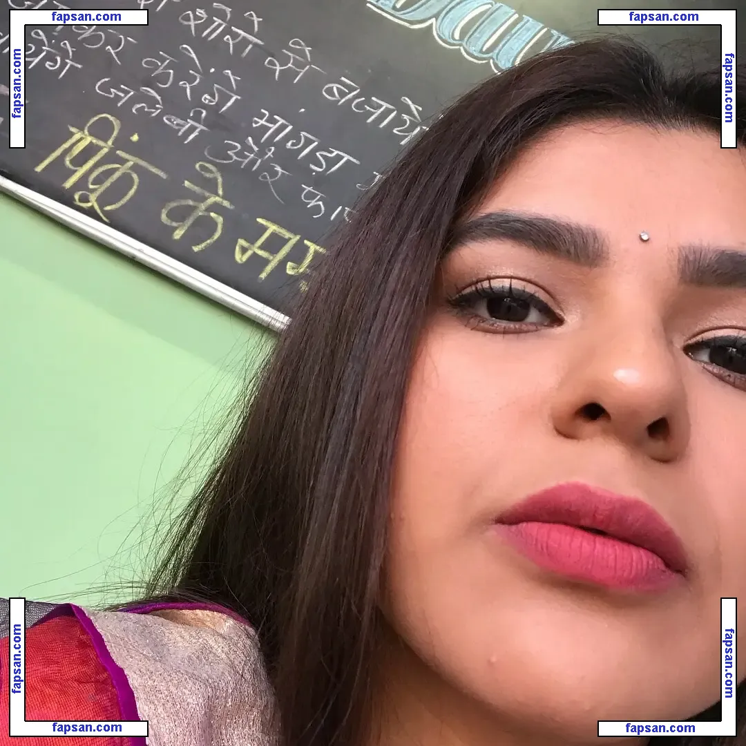 Nidhi Bhanushali nude photo #0012 from OnlyFans