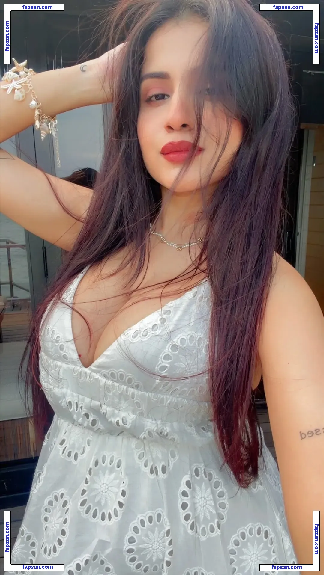 Nidhi Chaudhary nude photo #0024 from OnlyFans