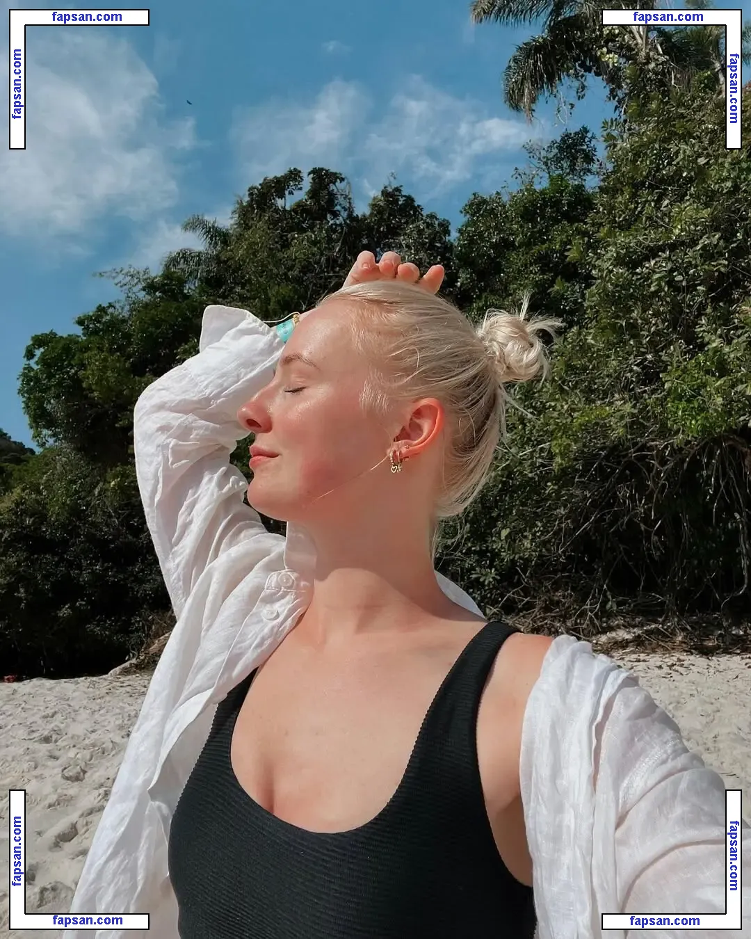 Nienke Helthuis nude photo #0016 from OnlyFans