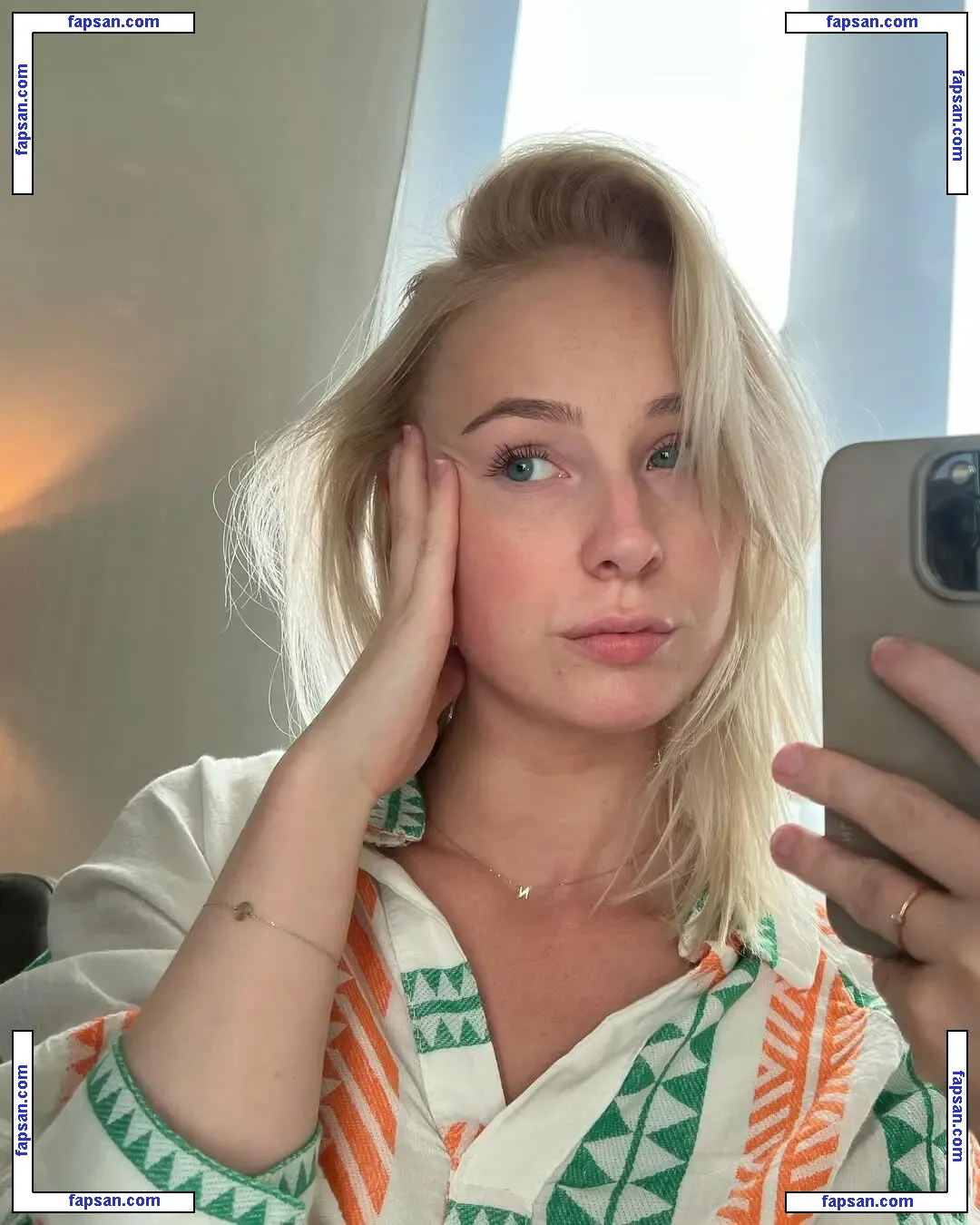Nienke Helthuis nude photo #0019 from OnlyFans