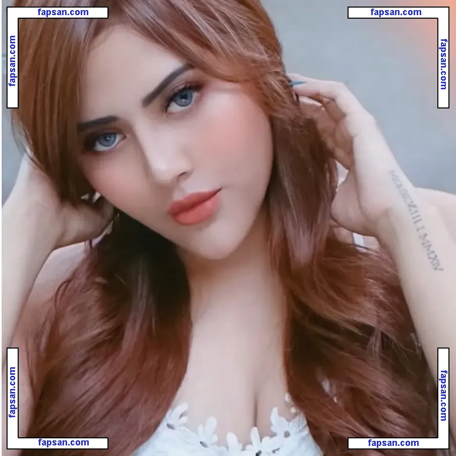 Niez_ka nude photo #0004 from OnlyFans
