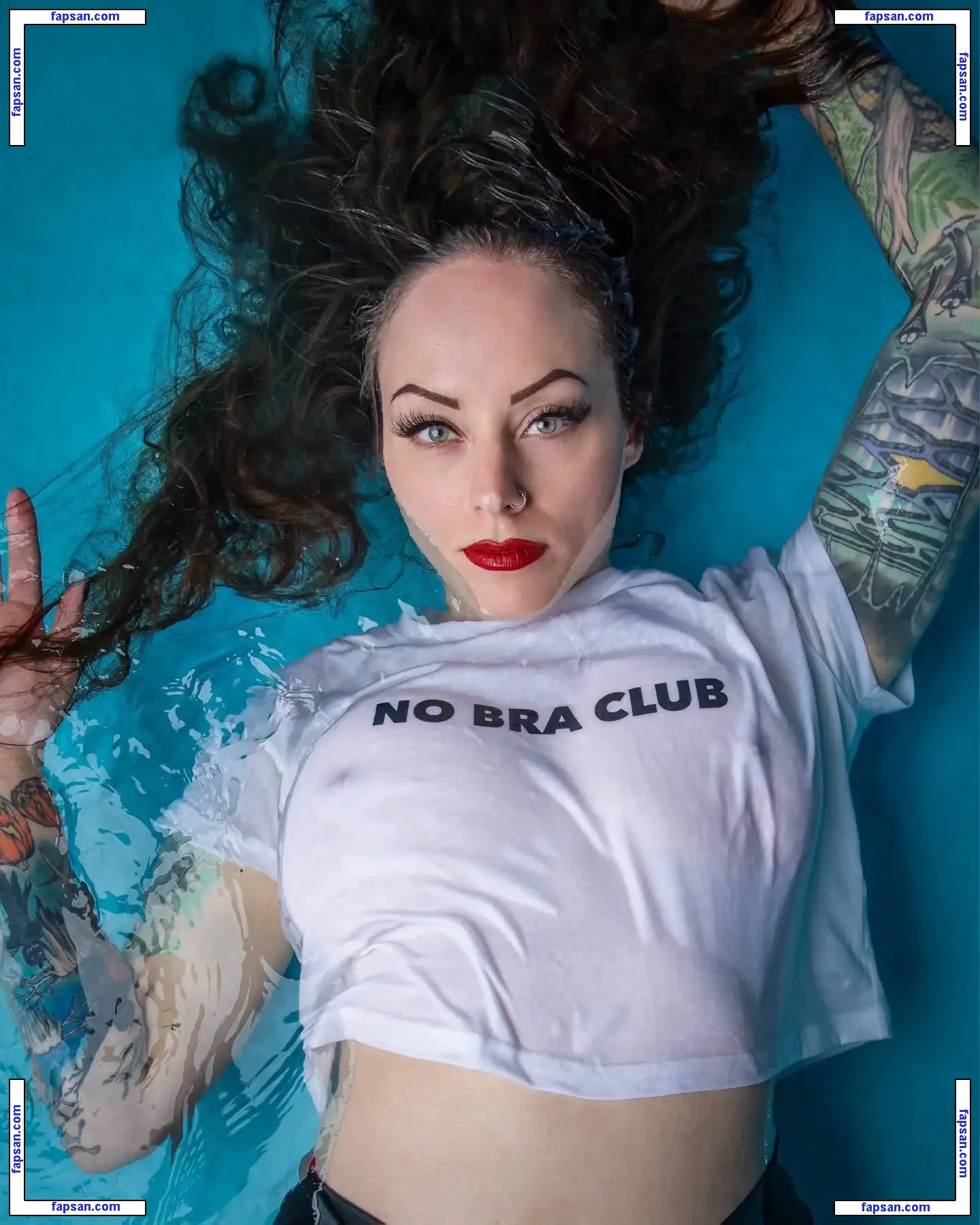 Niki Dysnomia nude photo #0007 from OnlyFans