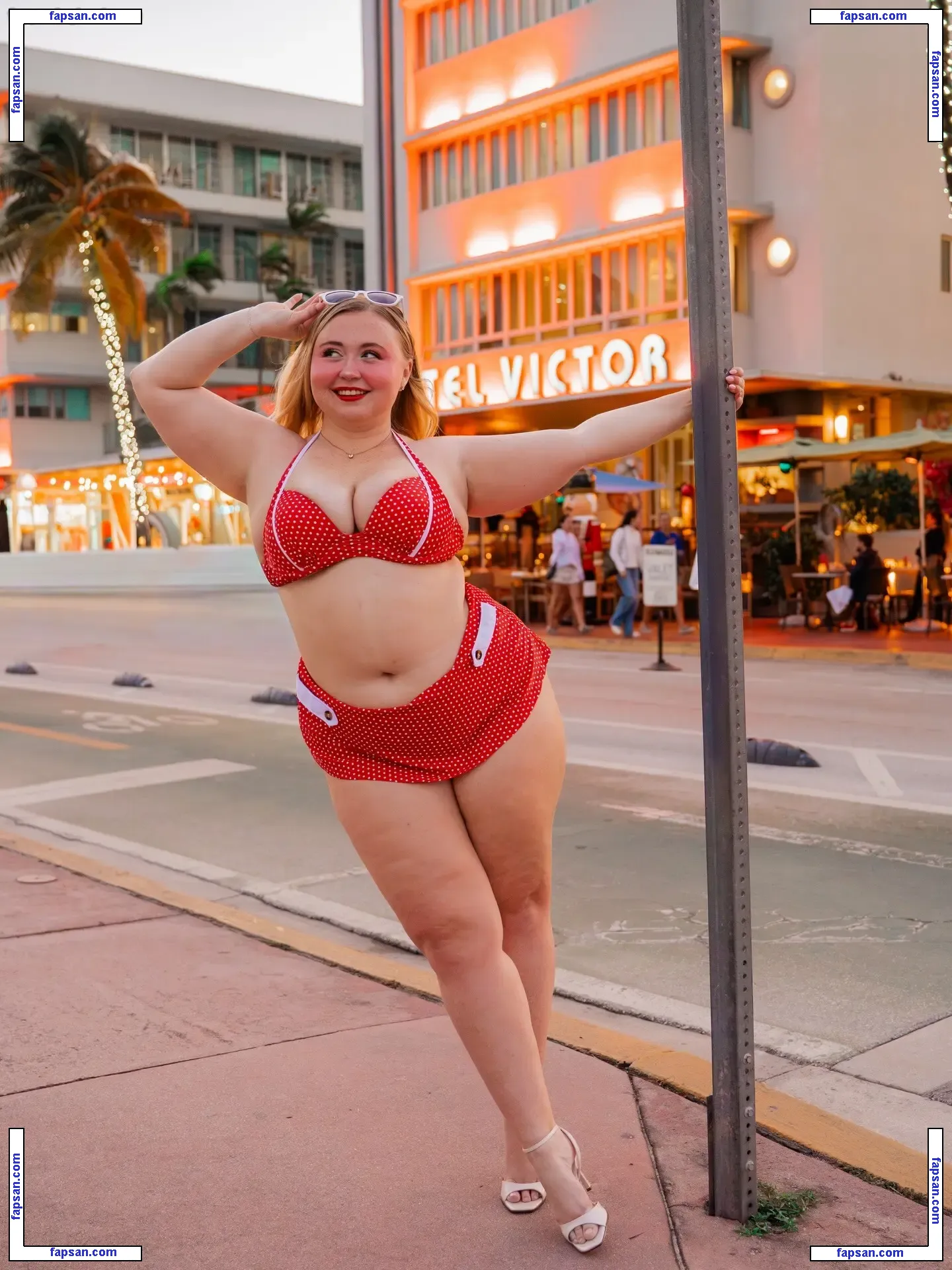 Niki Peacock nude photo #0140 from OnlyFans